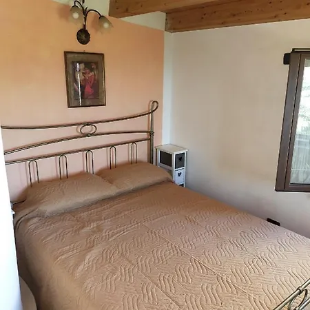 La Dimora Di Maddalena Bed & Breakfast 3*