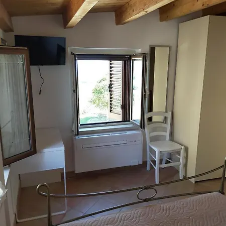 La Dimora Di Maddalena Bed & Breakfast 3*