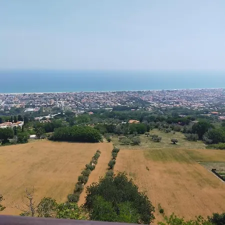 فندق مبيت وإفطار La Dimora Di Maddalena 3*