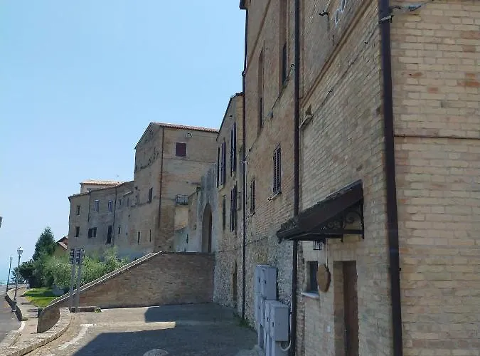 La Dimora Di Maddalena Bed & Breakfast 3*