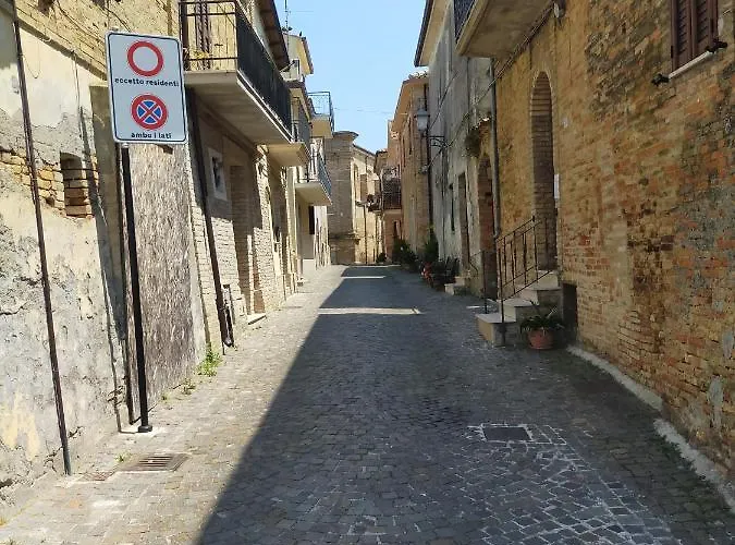 La Dimora Di Maddalena Alojamento de Acomodação e Pequeno-almoço 3*